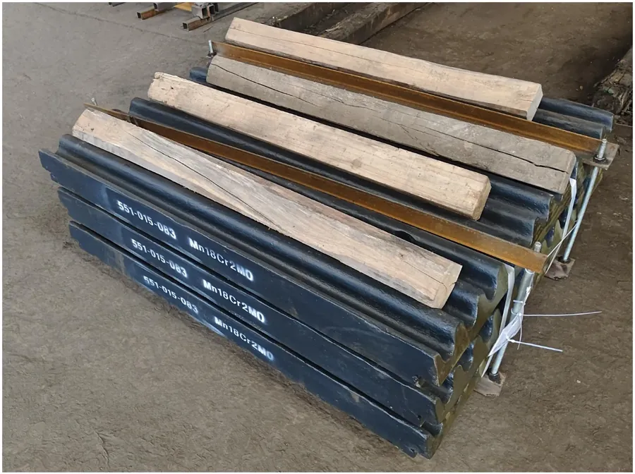 J45 and CH440 Crusher Parts To Laos